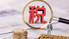 推过去一杯刚冲好的黑咖