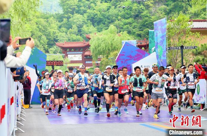 两当云屏慢城：速度轻叩慢时光的山地挑战与人