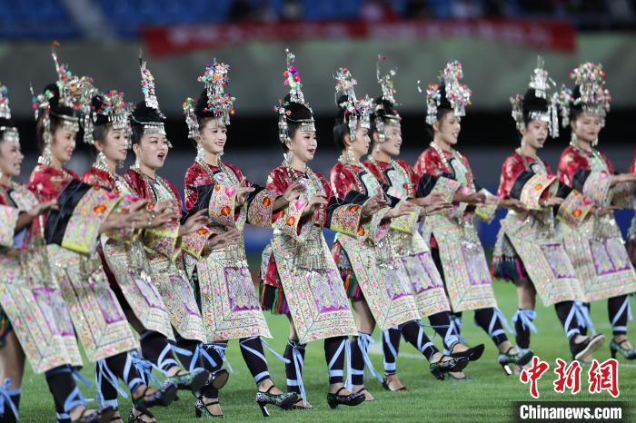 发展村超快乐经济：以赛事为引擎推动榕江乡村