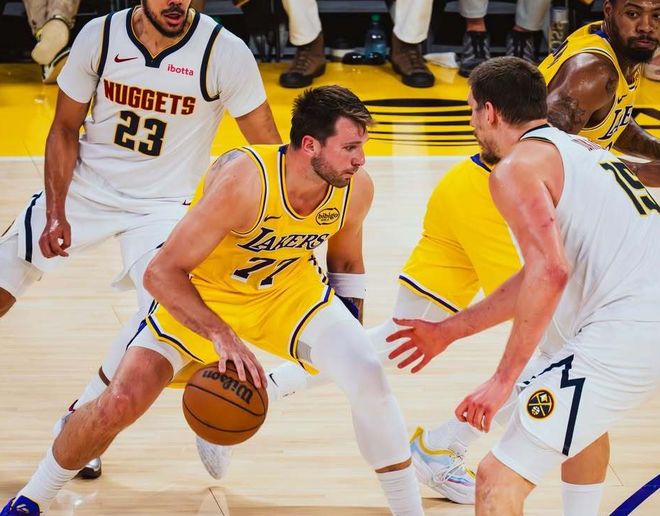 NBA西部季后赛对阵预测：雷霆VS勇士 马刺VS快船