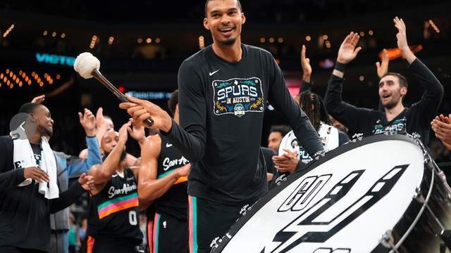 文班亚马称经验不叫事儿 马刺冲击季后赛首胜