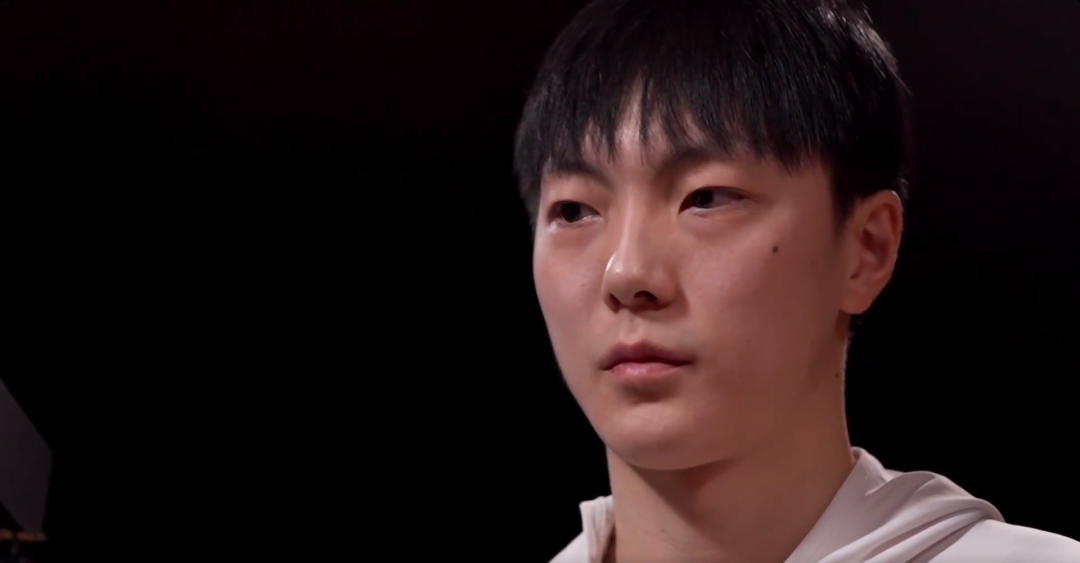 过去的夏天上线：铭记中国男篮的痛苦与成长之